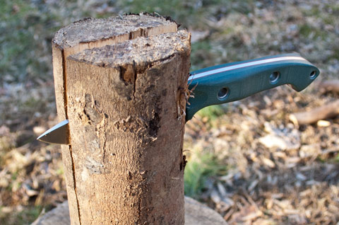 Benchmade 162 Bushcrafter Batoning